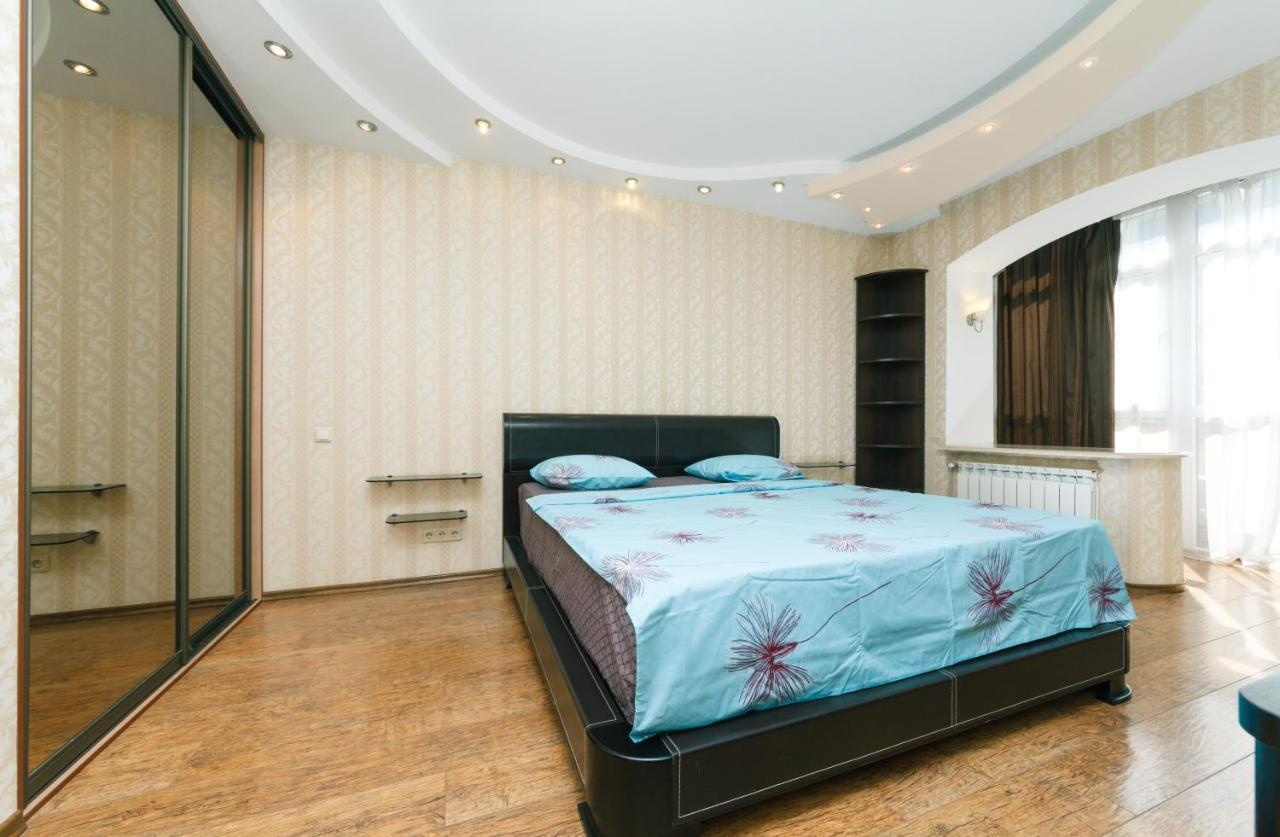 Househome Kiev Extérieur photo